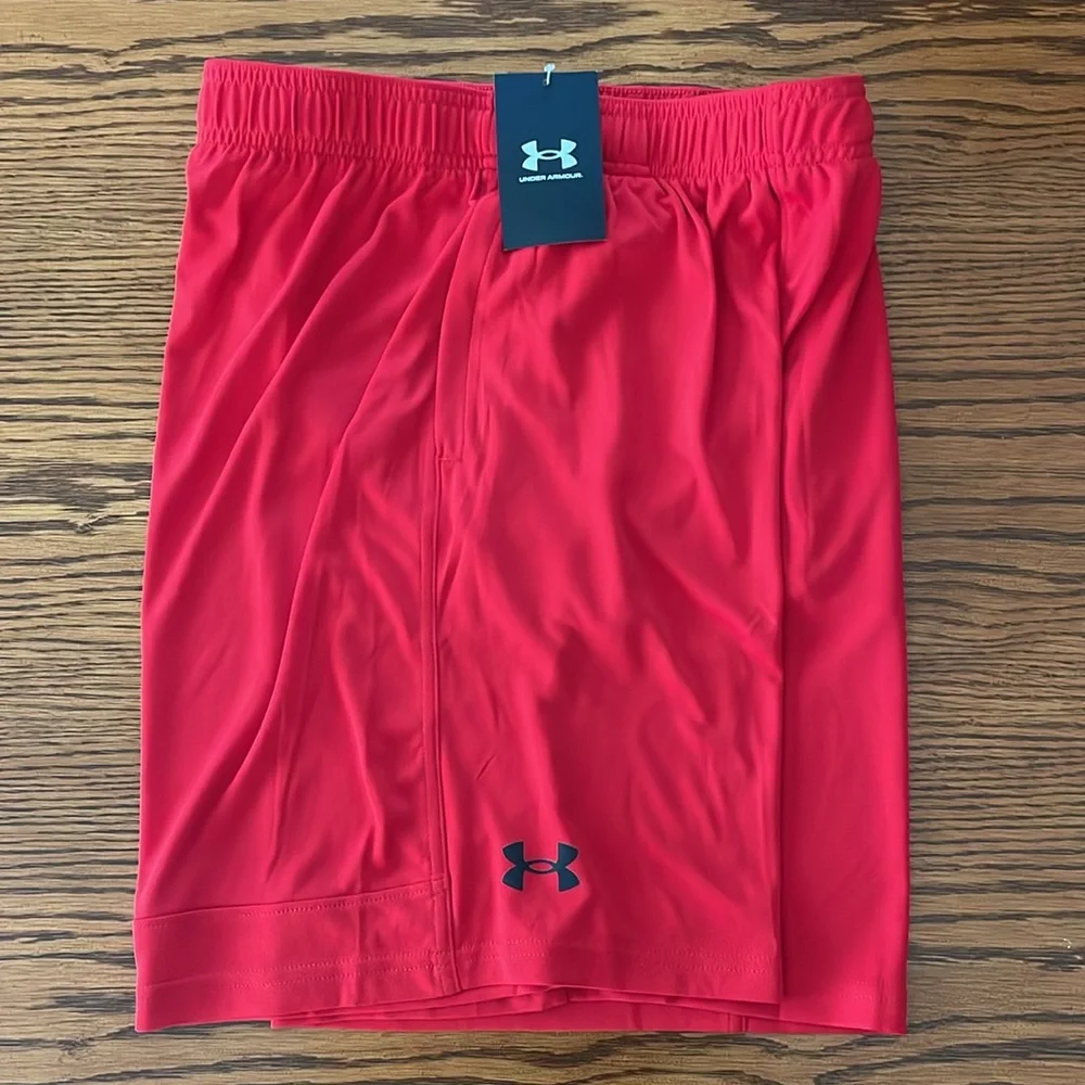 NWT Boys Under Armour Velocity Shorts